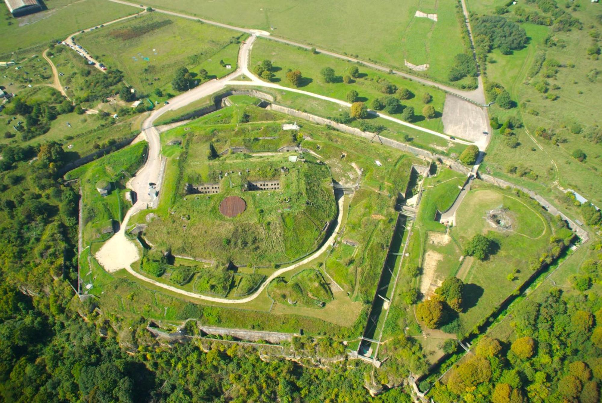 Auberge Du Fort Pelissier Pont-Saint-Vincent Esterno foto